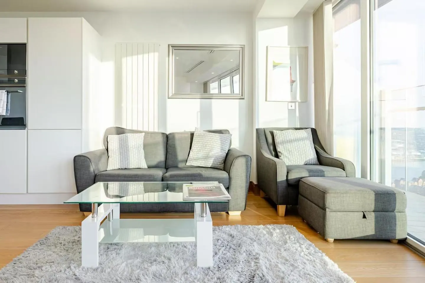 Luxurious Canary Wharf Aptartment - Outstanding City View! London